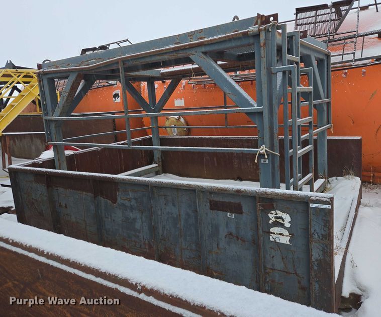 image for item ES2797 Roll off container