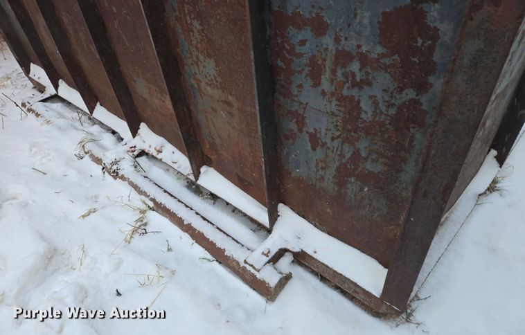 image for item ES2797 Roll off container