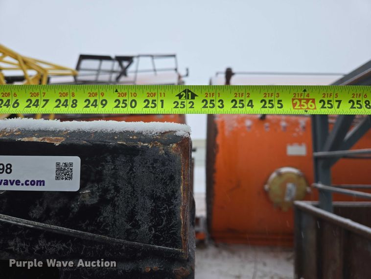 image for item ES2798 Roll-off container