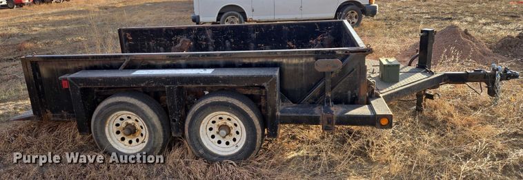 image for item ES2804 2005 JLG utility trailer