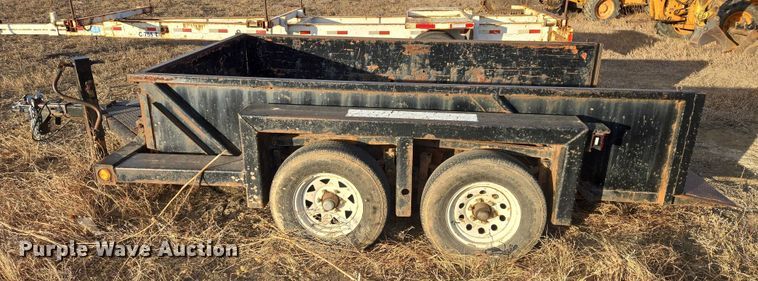 image for item ES2804 2005 JLG utility trailer