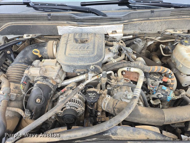 image for item ES2828 2016 Chevrolet Silverado 3500HD Crew Cab pickup truck