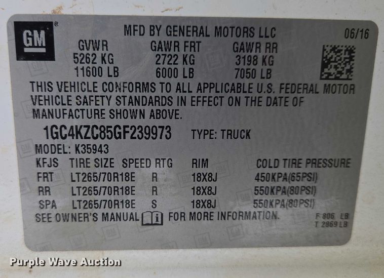 image for item ES2828 2016 Chevrolet Silverado 3500HD Crew Cab pickup truck