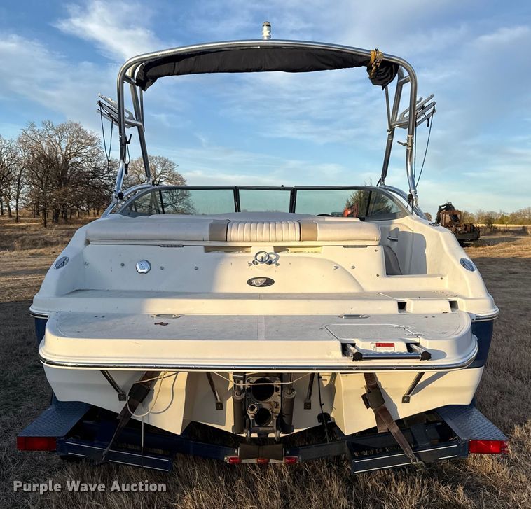 image for item ES5676 2006 Caravelle 207 LS FS boat