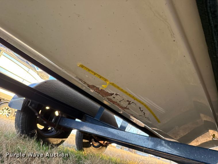 image for item ES5676 2006 Caravelle 207 LS FS boat