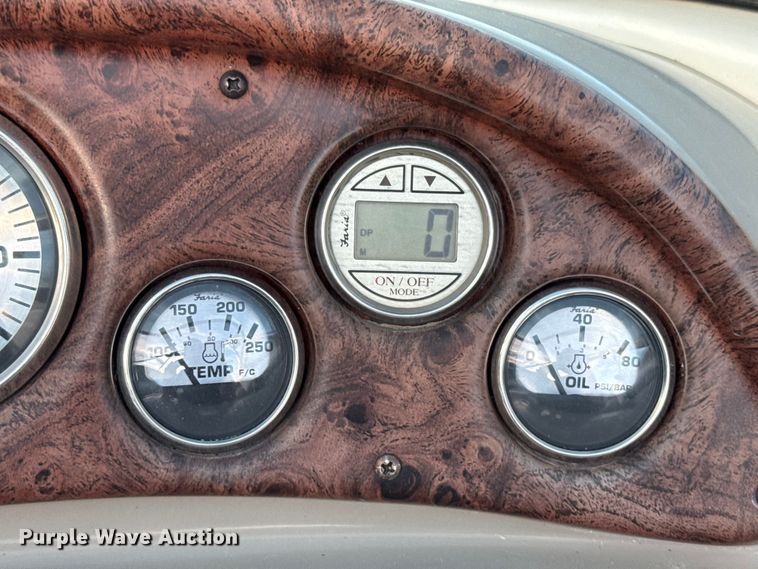 image for item ES5676 2006 Caravelle 207 LS FS boat