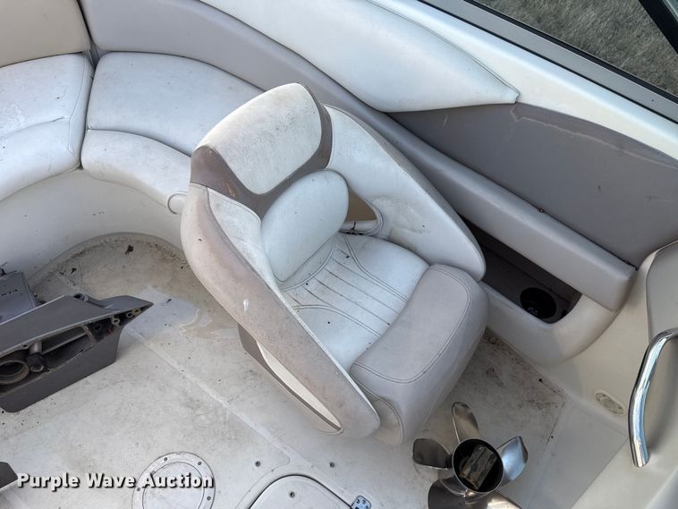 image for item ES5676 2006 Caravelle 207 LS FS boat