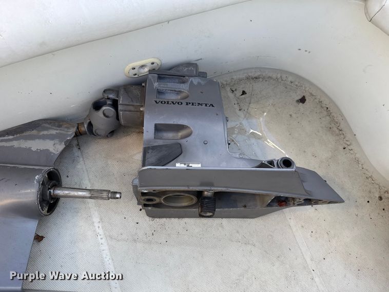 image for item ES5676 2006 Caravelle 207 LS FS boat