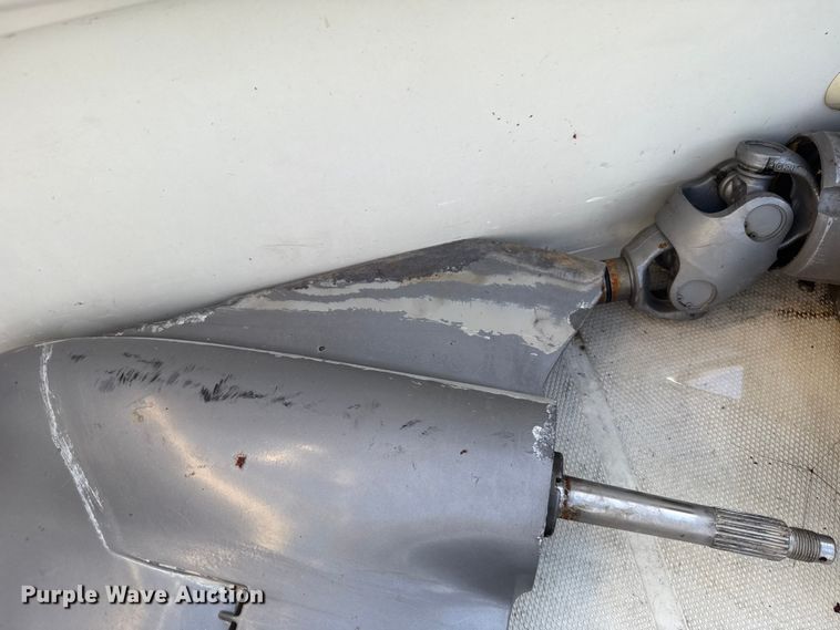 image for item ES5676 2006 Caravelle 207 LS FS boat