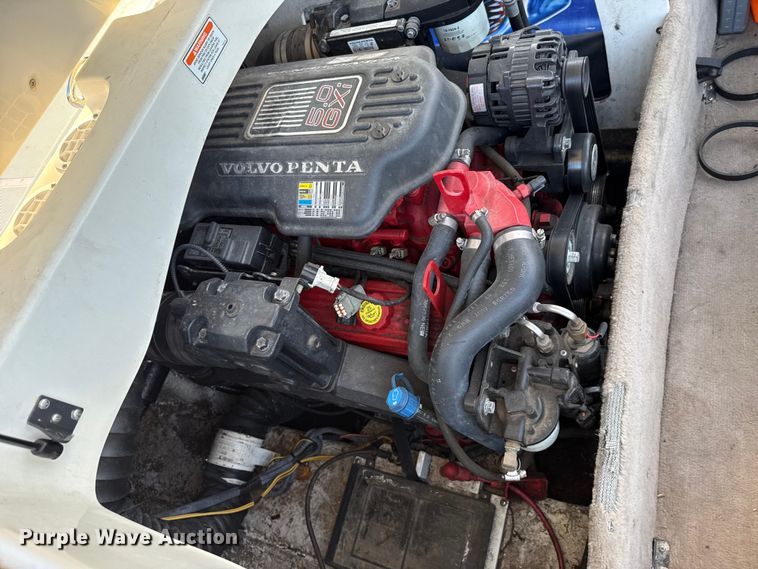 image for item ES5676 2006 Caravelle 207 LS FS boat