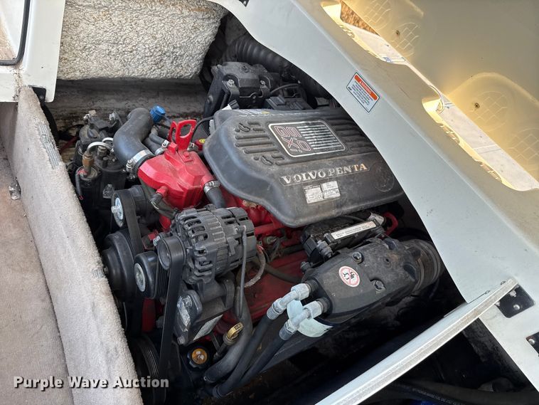 image for item ES5676 2006 Caravelle 207 LS FS boat