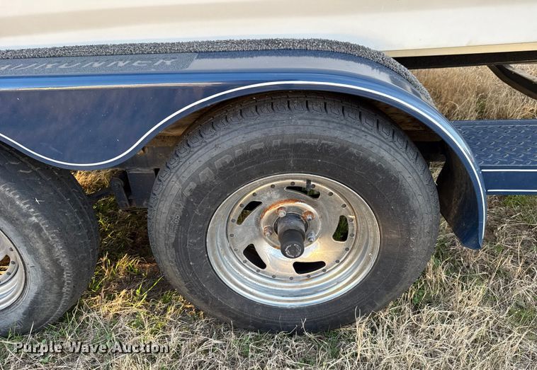 image for item ES5676 2006 Caravelle 207 LS FS boat