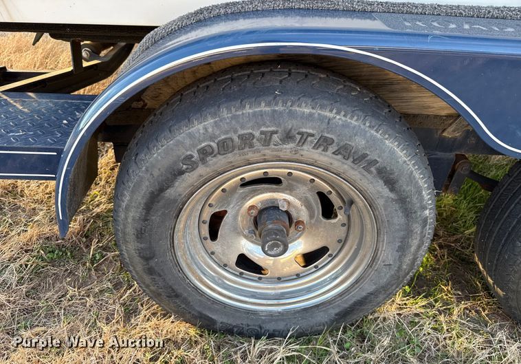 image for item ES5676 2006 Caravelle 207 LS FS boat