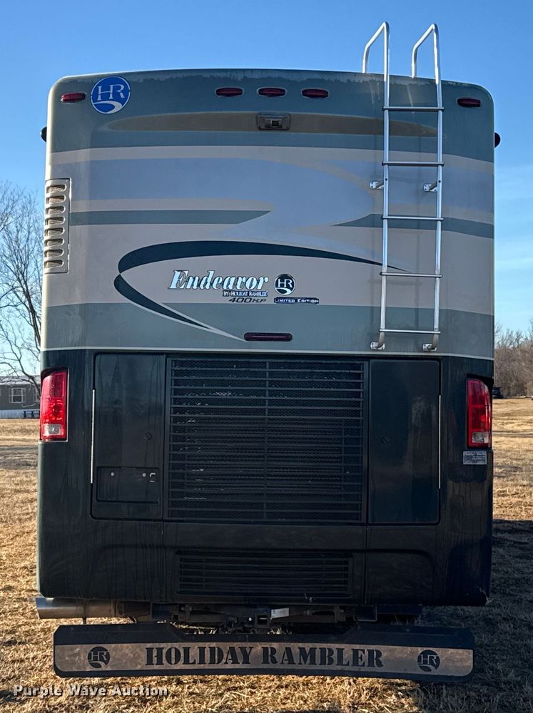 image for item ES5677 2007 Holiday Rambler Endeavour RV