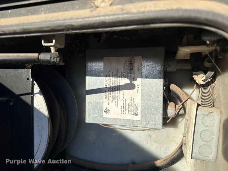 image for item ES5677 2007 Holiday Rambler Endeavour RV