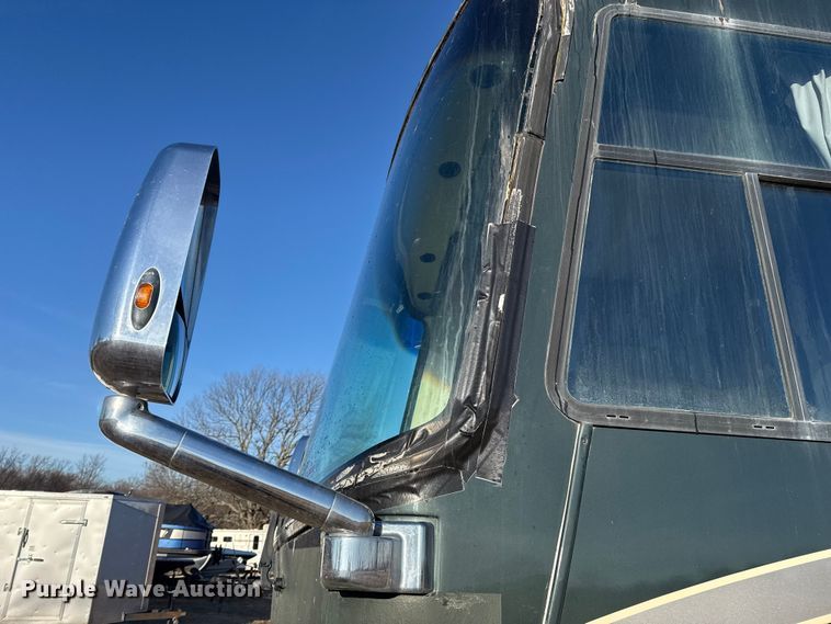 image for item ES5677 2007 Holiday Rambler Endeavour RV