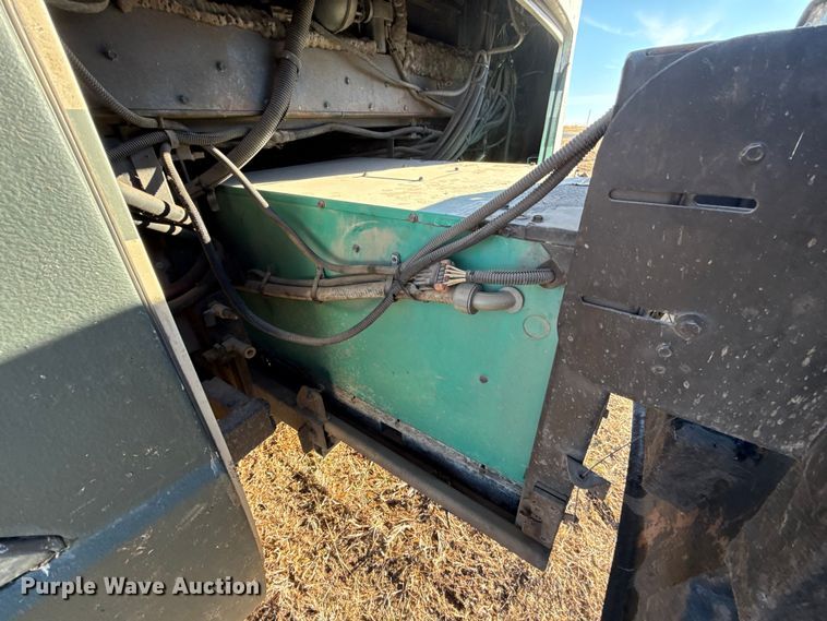 image for item ES5677 2007 Holiday Rambler Endeavour RV