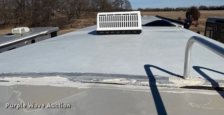 image for item ES5677 2007 Holiday Rambler Endeavour RV