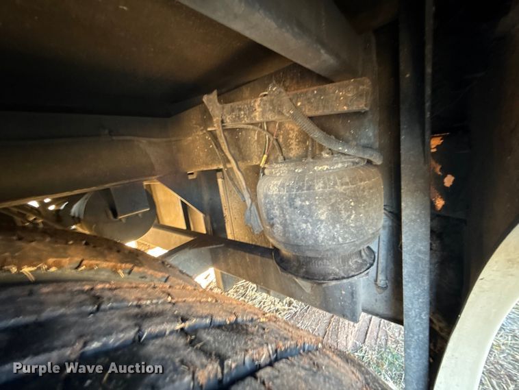 image for item ES5677 2007 Holiday Rambler Endeavour RV