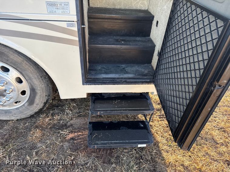 image for item ES5677 2007 Holiday Rambler Endeavour RV