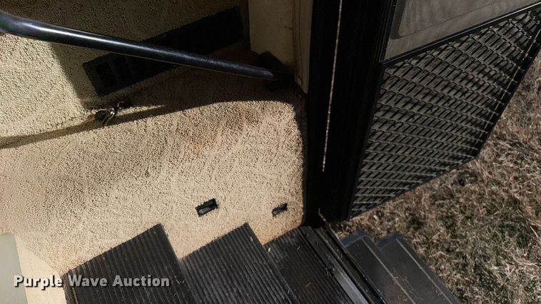 image for item ES5677 2007 Holiday Rambler Endeavour RV