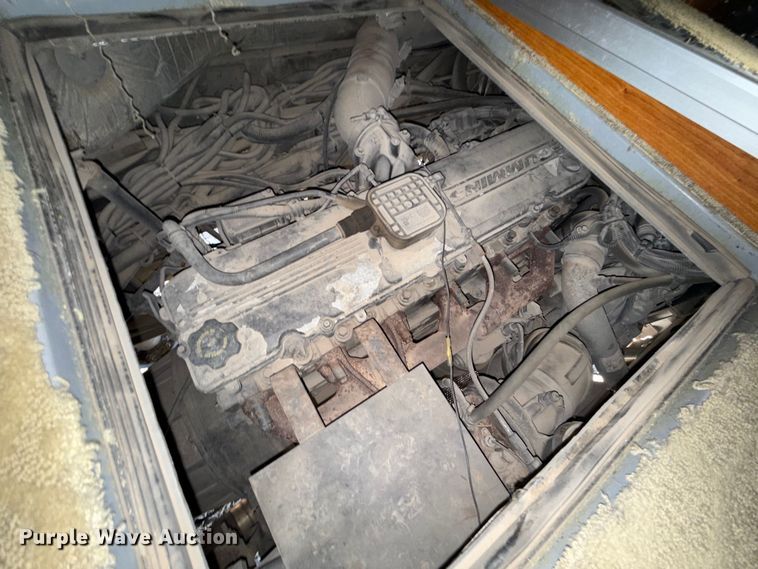 image for item ES5677 2007 Holiday Rambler Endeavour RV