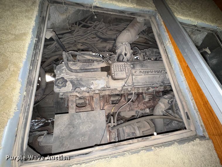 image for item ES5677 2007 Holiday Rambler Endeavour RV