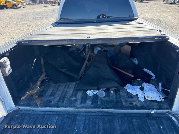 image for item ES5698 2012 Ford F150 Ext. Cab pickup truck