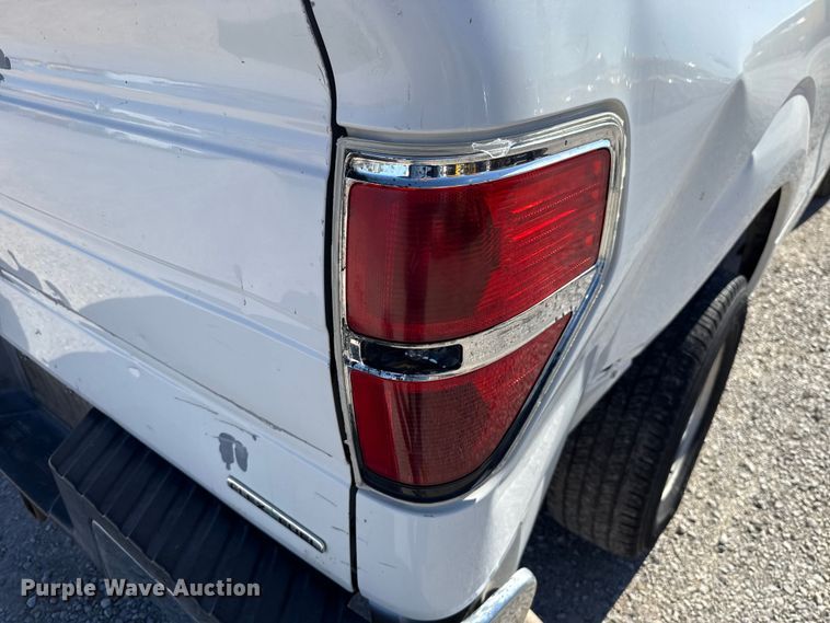 image for item ES5698 2012 Ford F150 Ext. Cab pickup truck