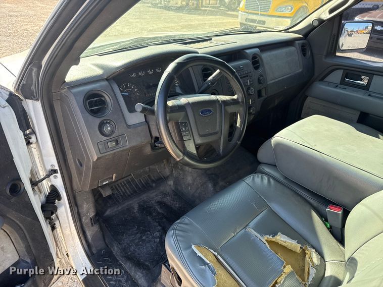 image for item ES5698 2012 Ford F150 Ext. Cab pickup truck