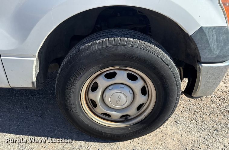 image for item ES5698 2012 Ford F150 Ext. Cab pickup truck