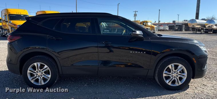 image for item ES5700 2022 Chevrolet Blazer SUV