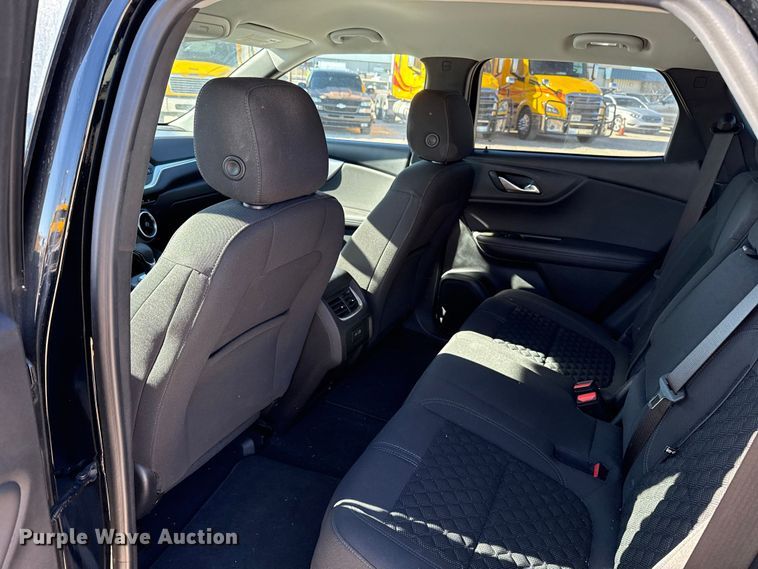 image for item ES5700 2022 Chevrolet Blazer SUV