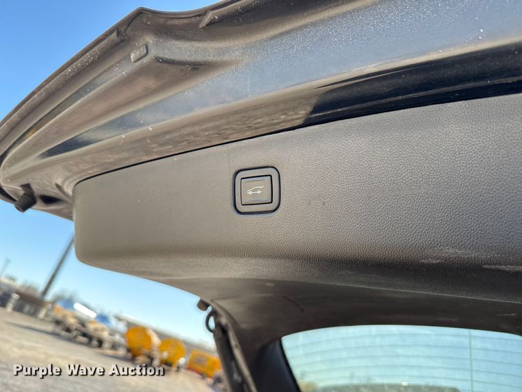 image for item ES5700 2022 Chevrolet Blazer SUV