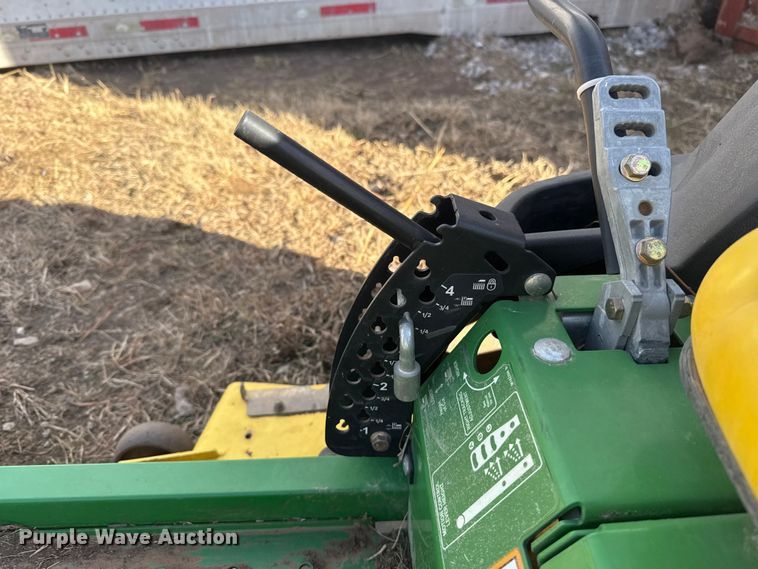 image for item ES5708 John Deere Z425 ZTR lawn mower