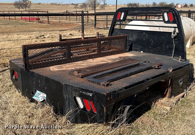 image for item ES5721 Crownline flatbed