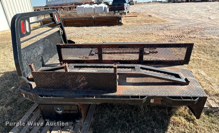 image for item ES5721 Crownline flatbed