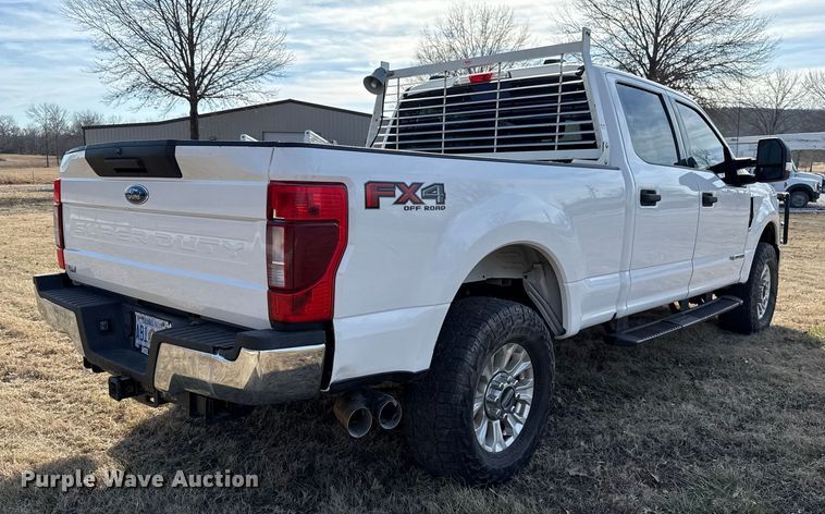 image for item ES5723 2021 Ford F250 Super Duty Crew Cab pickup truck