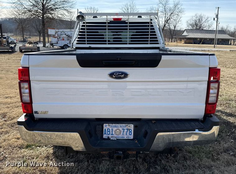 image for item ES5723 2021 Ford F250 Super Duty Crew Cab pickup truck