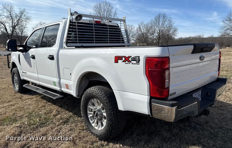 image for item ES5723 2021 Ford F250 Super Duty Crew Cab pickup truck