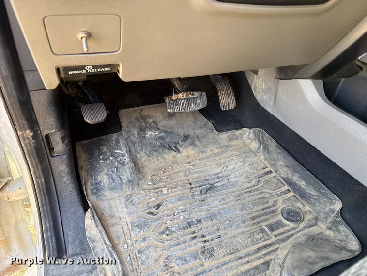 image for item ES5723 2021 Ford F250 Super Duty Crew Cab pickup truck