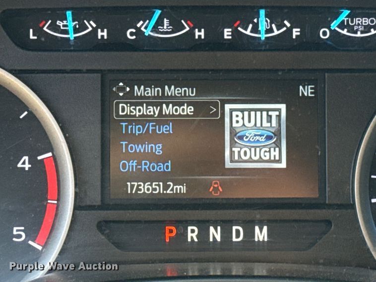 image for item ES5723 2021 Ford F250 Super Duty Crew Cab pickup truck