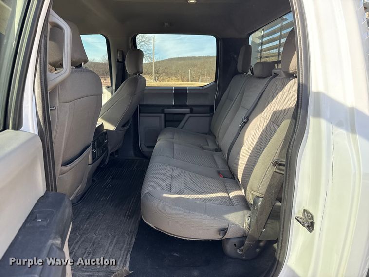 image for item ES5723 2021 Ford F250 Super Duty Crew Cab pickup truck