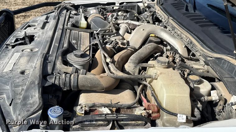 image for item ES5723 2021 Ford F250 Super Duty Crew Cab pickup truck