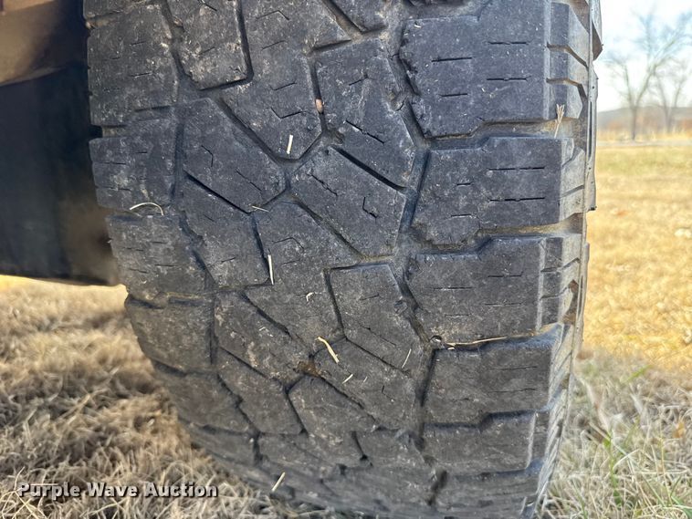 image for item ES5723 2021 Ford F250 Super Duty Crew Cab pickup truck