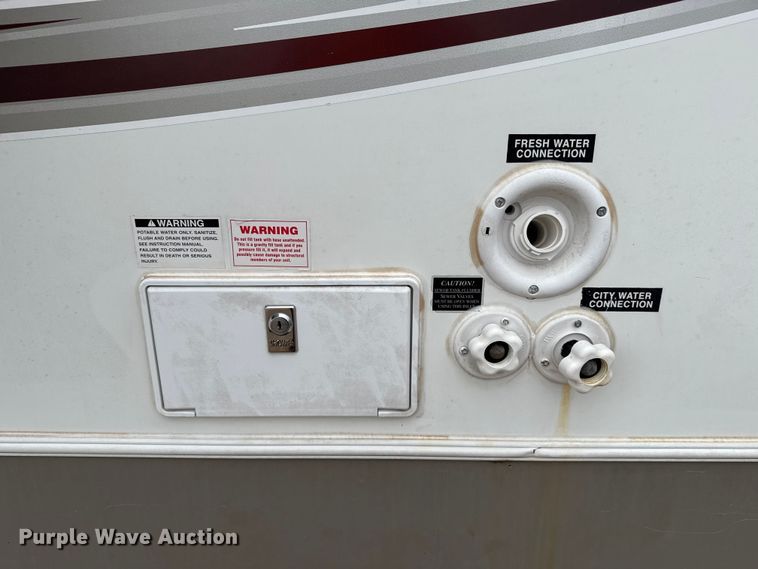 image for item ES5742 2013 Heartland 322RES Sundance camper