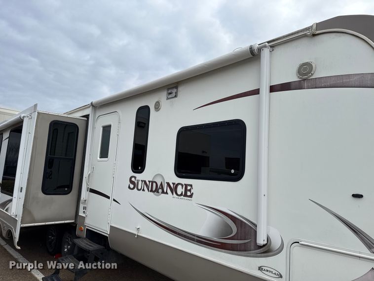 image for item ES5742 2013 Heartland 322RES Sundance camper