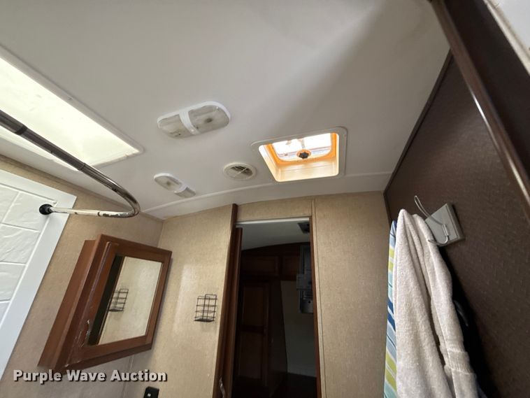 image for item ES5742 2013 Heartland 322RES Sundance camper