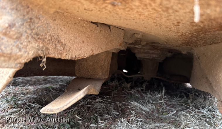 image for item ES5743 Kubota ZG20F ZTR lawn mower