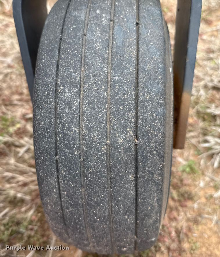 image for item ES5743 Kubota ZG20F ZTR lawn mower